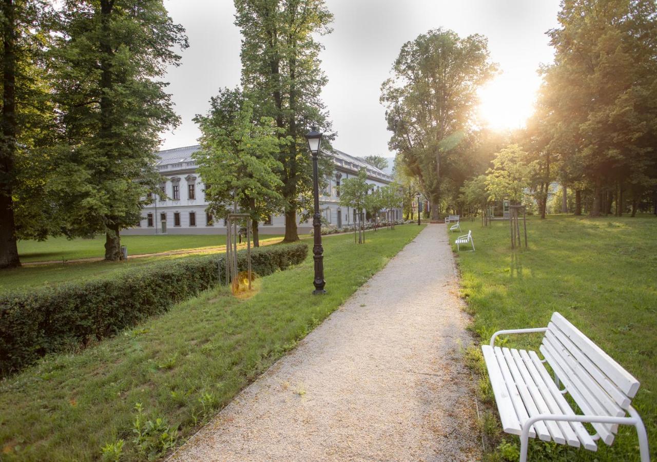 Hotel Gino Park Palace Považská Bystrica Exterior foto