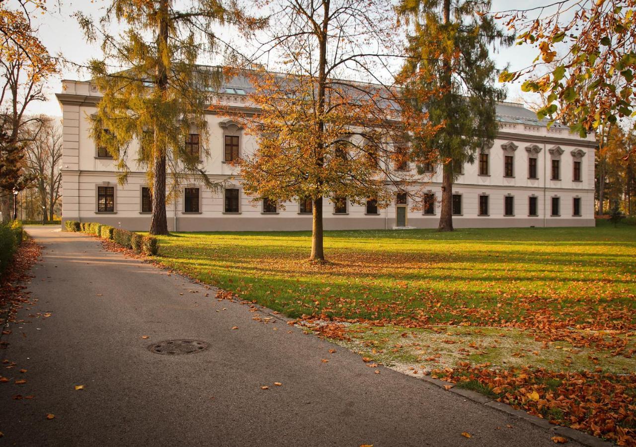 Hotel Gino Park Palace Považská Bystrica Exterior foto