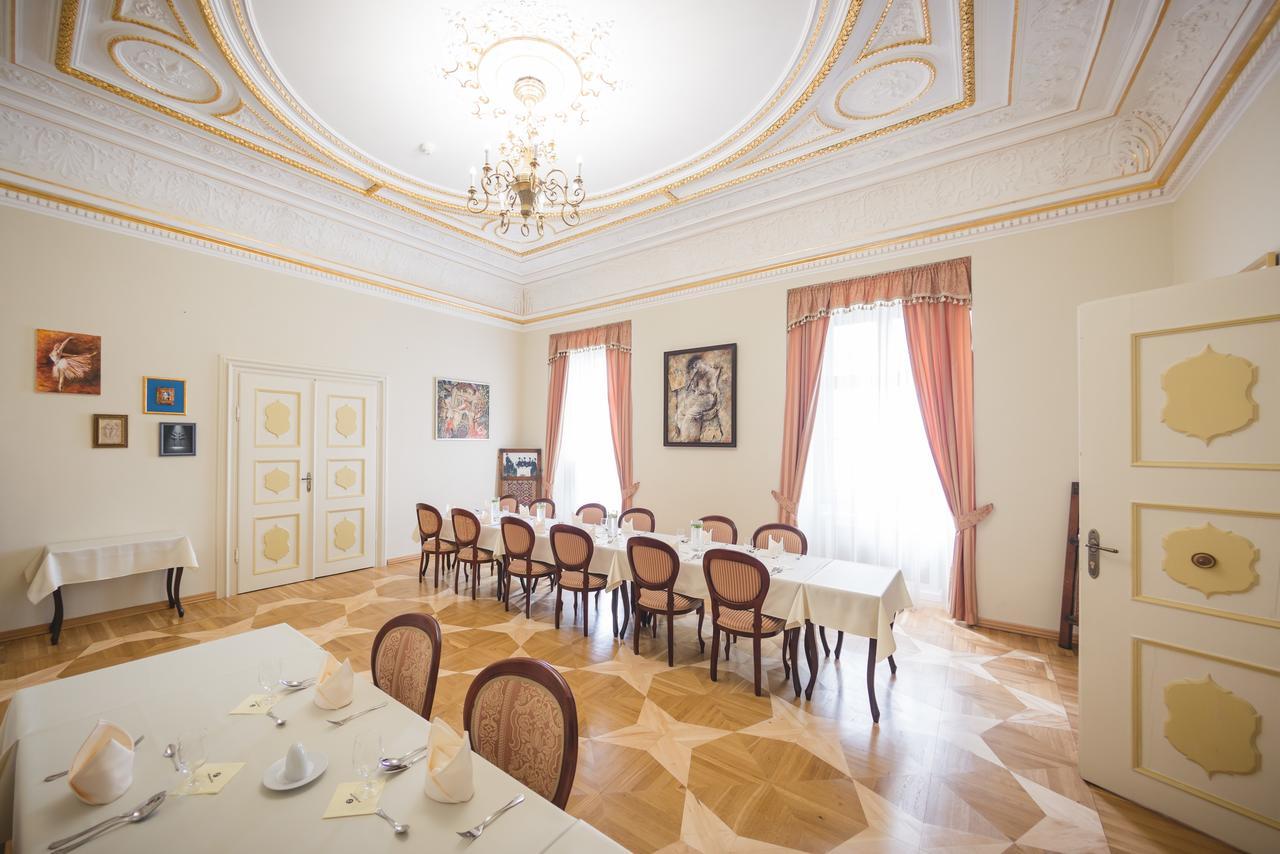 Hotel Gino Park Palace Považská Bystrica Exterior foto